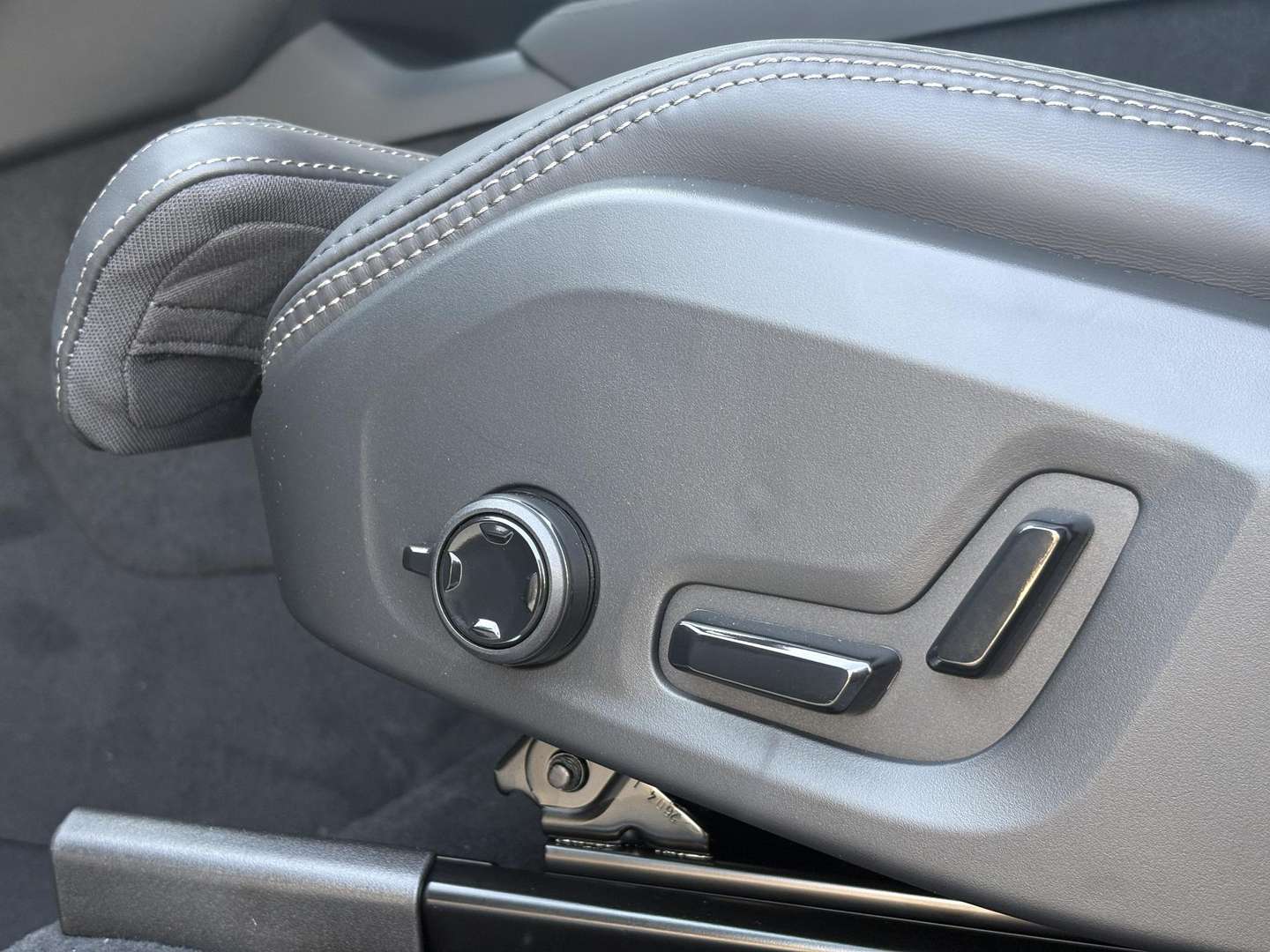 Volvo XC90 T8 Recharge Ultimate - 2026 - Joinsteer - #16