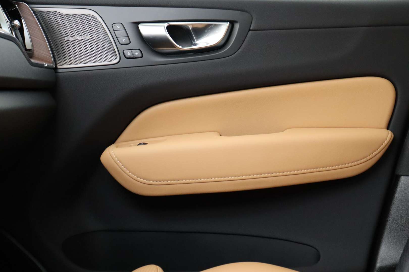 Volvo XC60 T8 Recharge Plus - 2025 - Joinsteer - #23