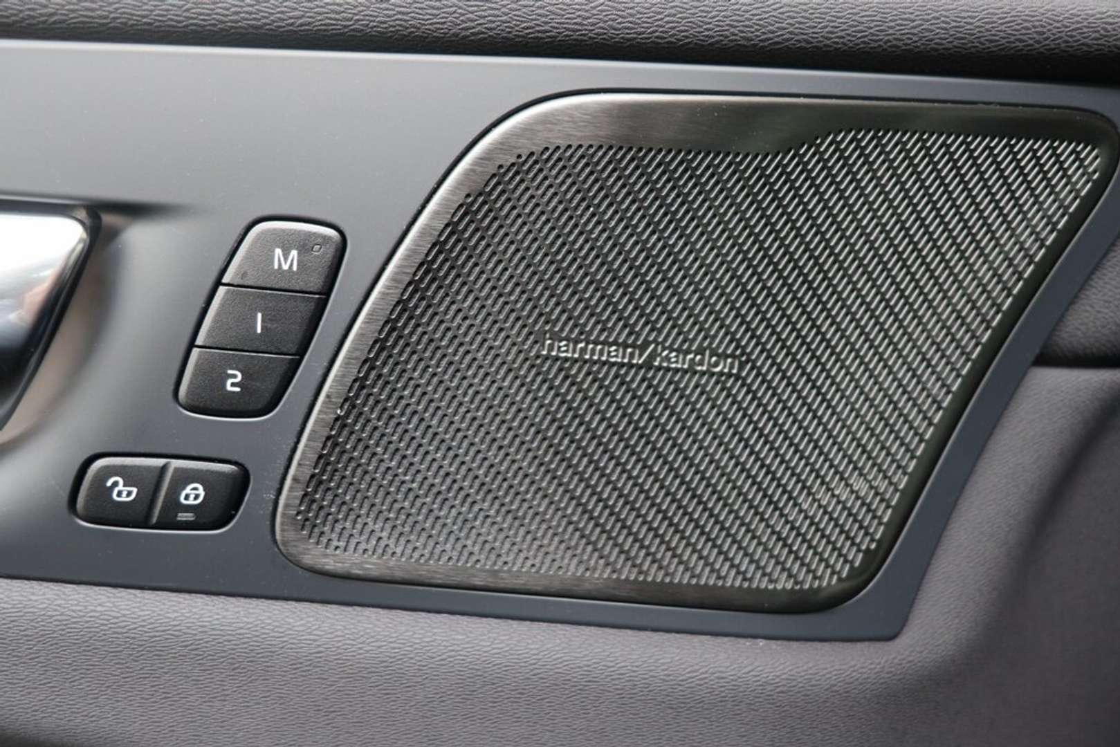 Volvo XC60 T6 Recharge - 2025 - Joinsteer - #25