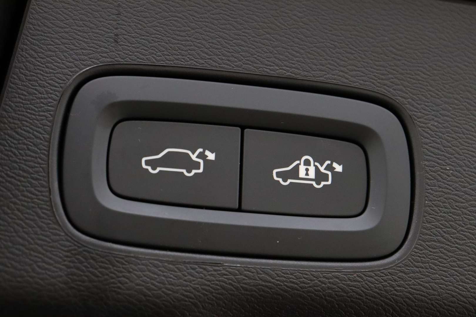 Volvo XC60 T8 Recharge Plus - 2025 - Joinsteer - #39