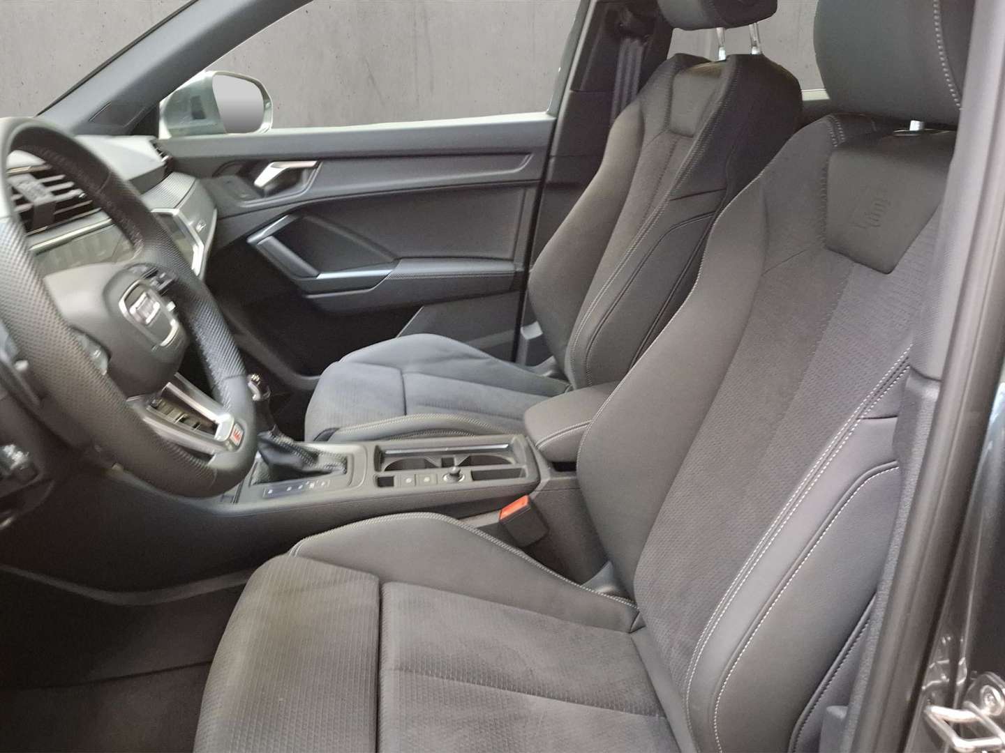 Audi Q3 S Line 35 TFSI - 2025 - Joinsteer - #10