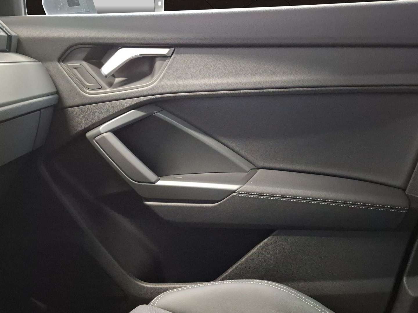 Audi Q3 S Line 35 TFSI - 2025 - Joinsteer - #17