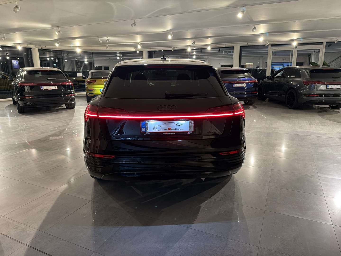 Audi Q8 E-tron FULL BLACK PACK 55 - 2024 - Joinsteer - #2