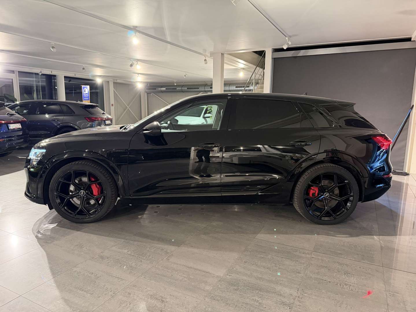 Audi Q8 E-tron FULL BLACK PACK 55 - 2024 - Joinsteer - #15
