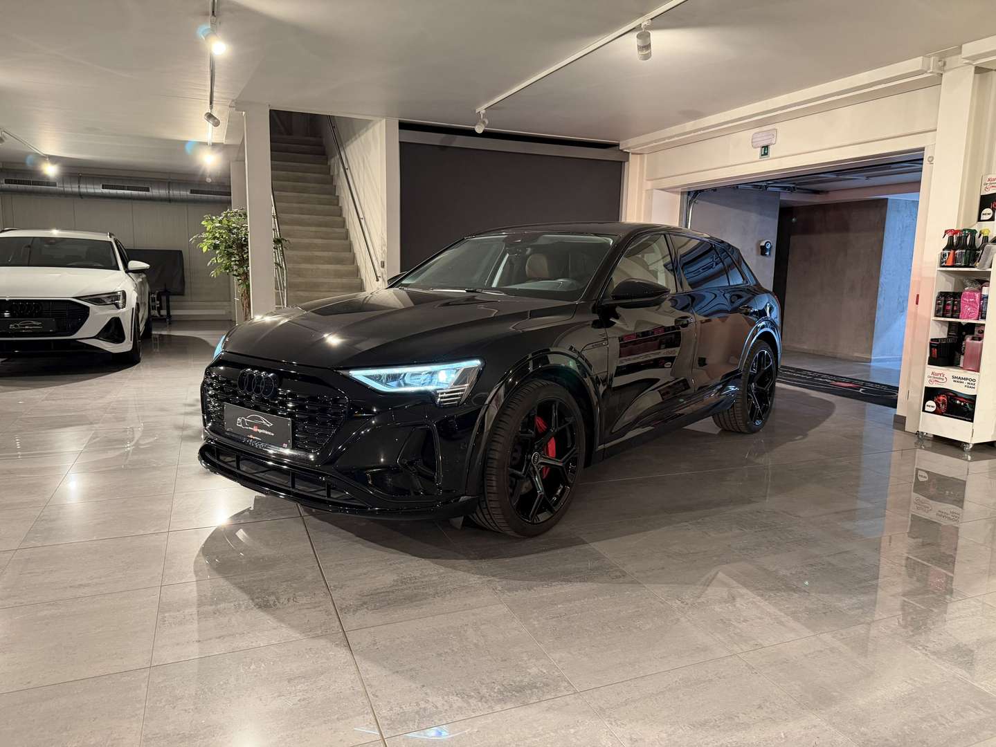 Audi Q8 E-tron FULL BLACK PACK 55 - 2024 - Joinsteer - #16
