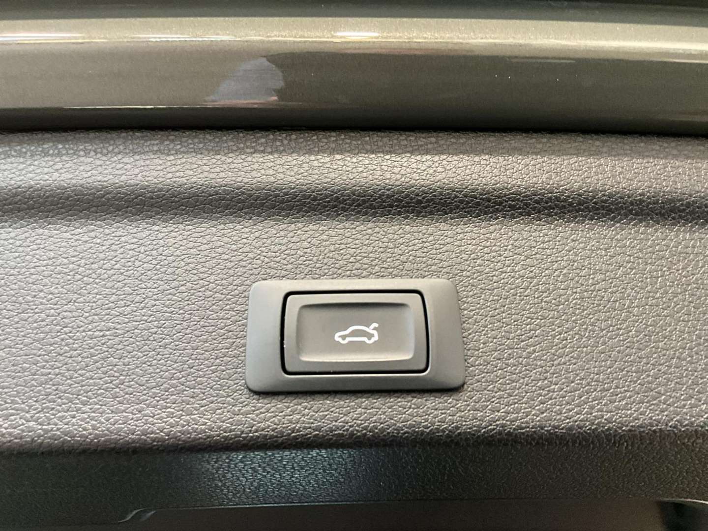 Audi Q3 S Line 35 TDI - 2025 - Joinsteer - #18