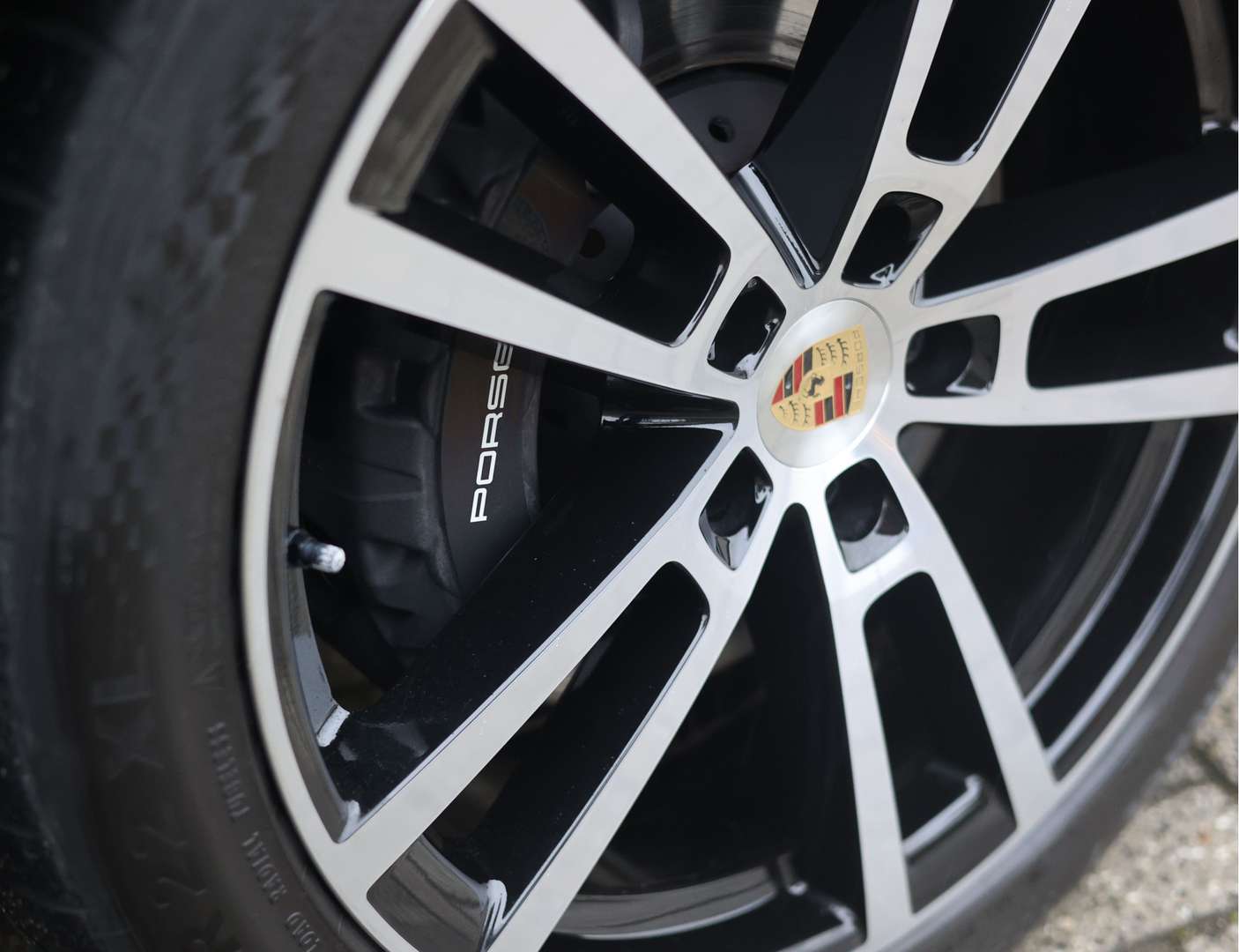 Porsche Cayenne III Turbo Exclusive Manufaktur - 2025 - Joinsteer - #12