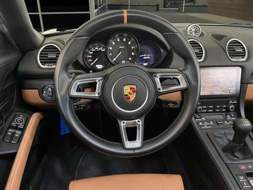 Porsche 718 Spyder — photo 10
