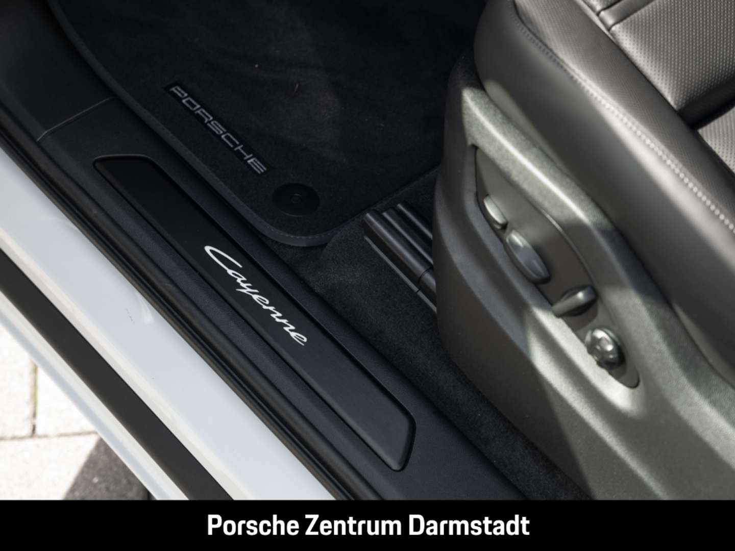 Porsche Cayenne III E-Hybrid Black Edition - 2026 - Joinsteer - #19