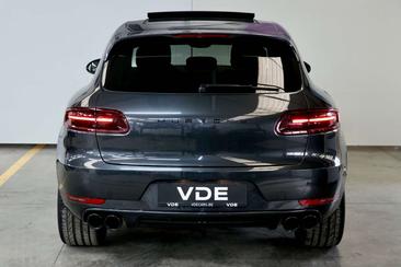 Porsche Macan 2.0 — photo 4