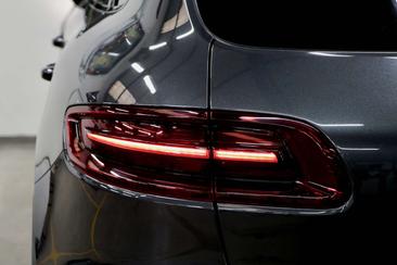 Porsche Macan 2.0 — photo 8