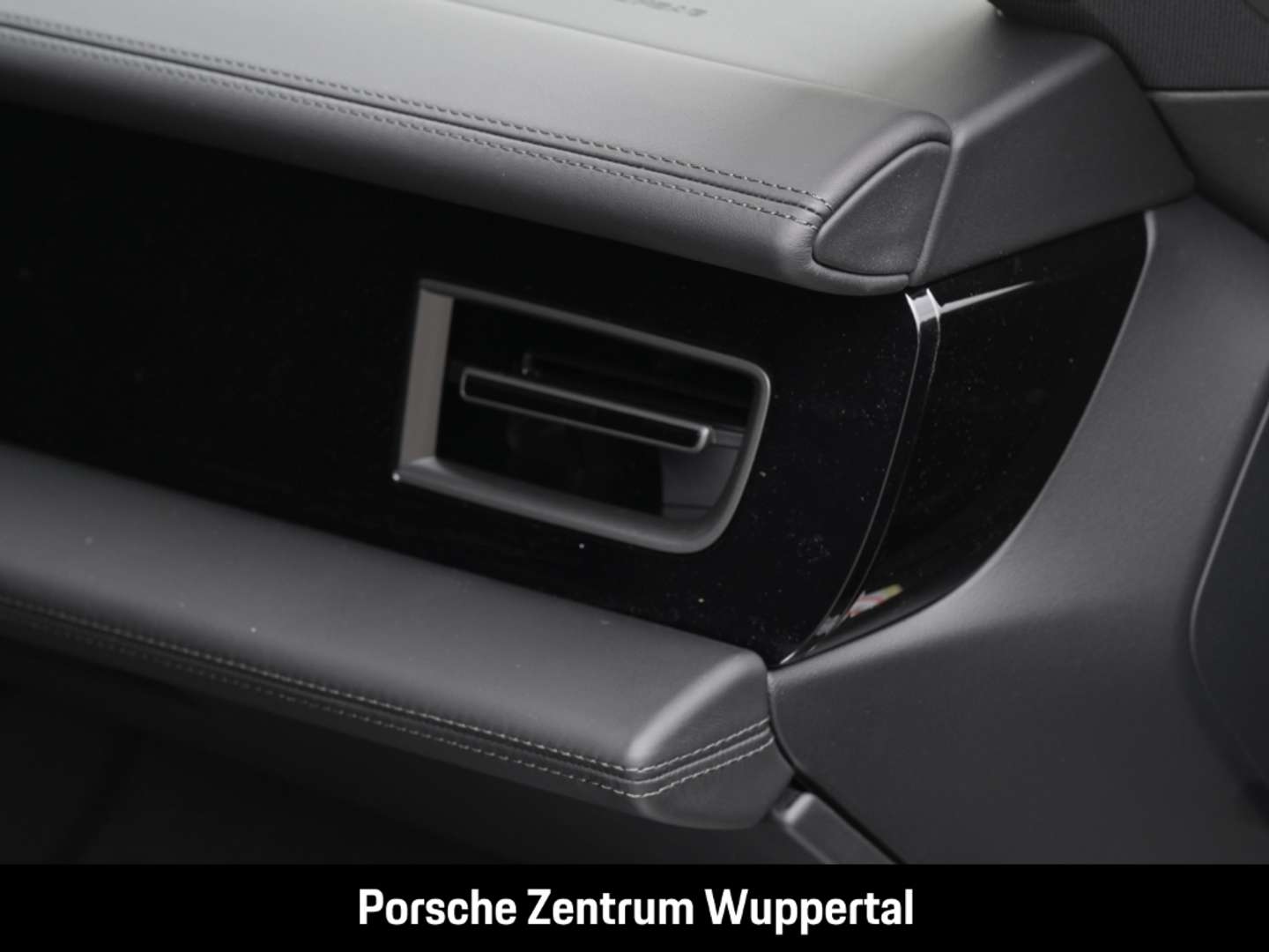 Porsche Taycan Cross Turismo - 2026 - Joinsteer - #21