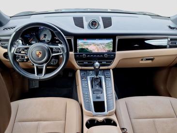 Porsche Macan S — photo 8