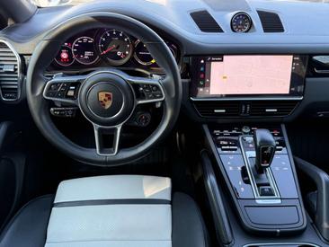 Porsche Cayenne III GTS — photo 8