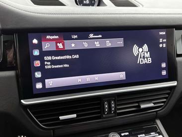 Porsche Cayenne III Turbo S E-Hybrid — photo 24