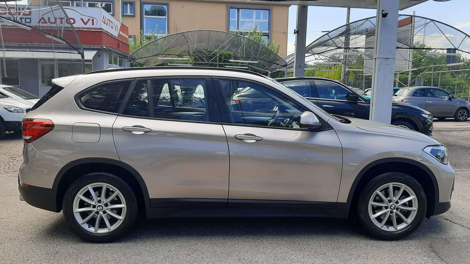 BMW X1 18d XDrive Advantage - 2021 - Joinsteer - #4