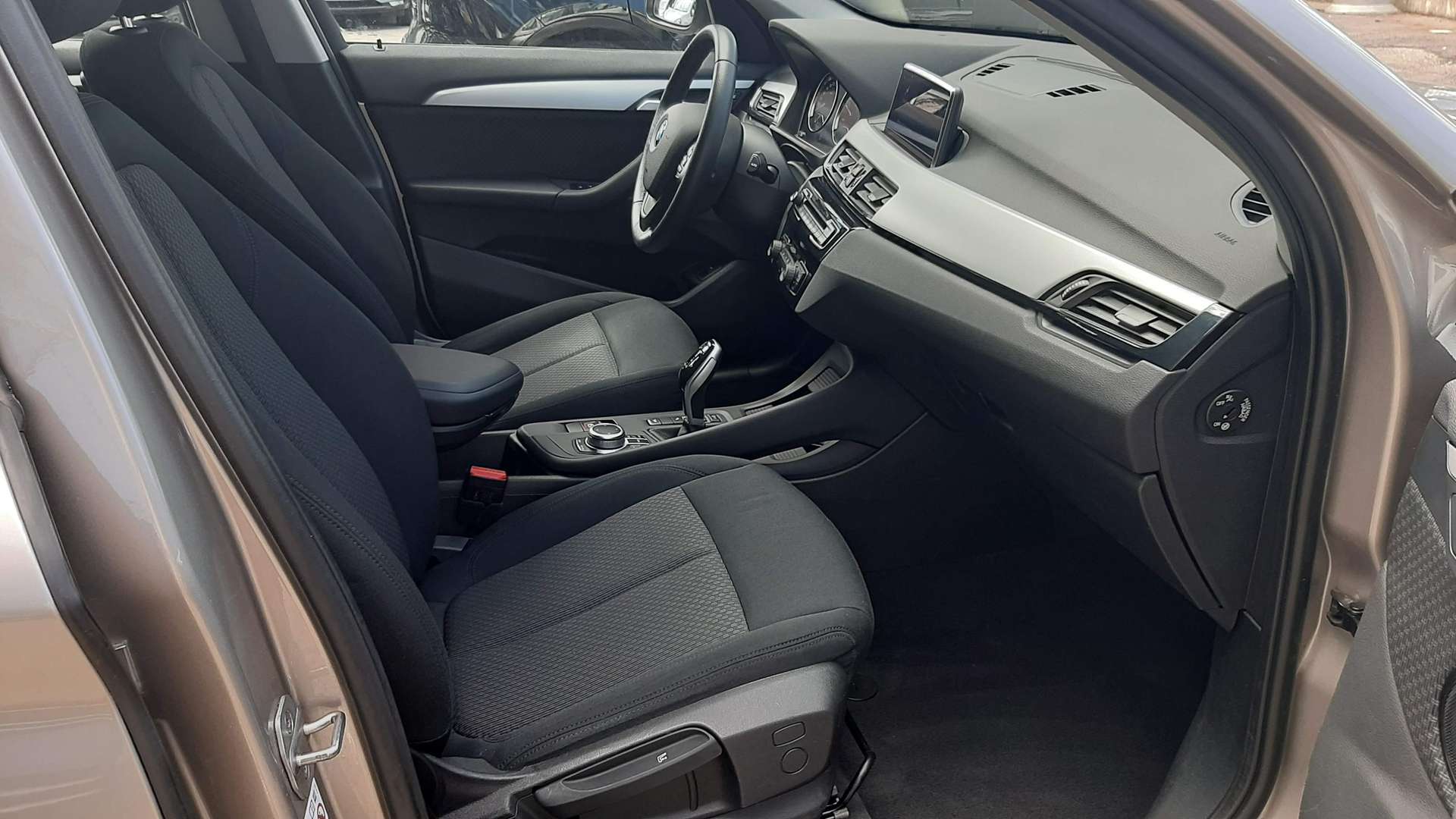 BMW X1 18d XDrive Advantage - 2021 - Joinsteer - #12