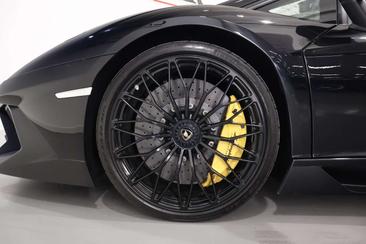Lamborghini Aventador SV — photo 7