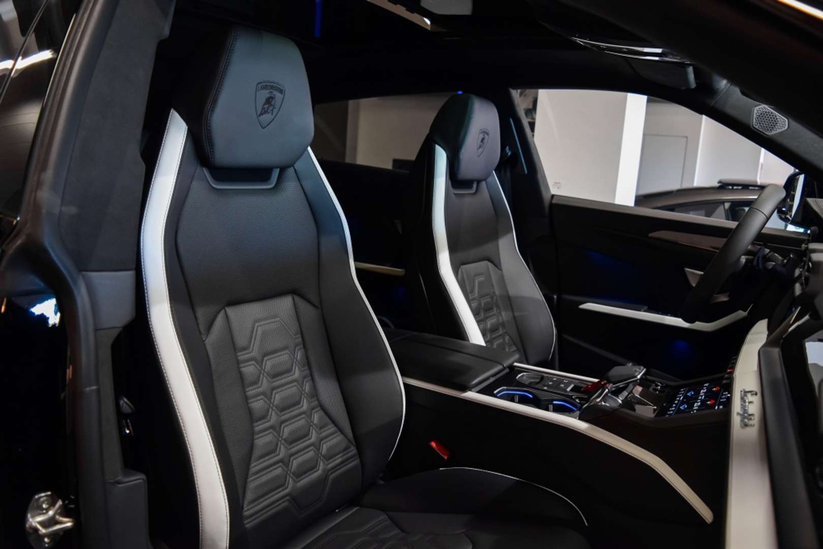 Lamborghini Urus 4.0 V8 Biturbo - 2026 - Joinsteer - #8
