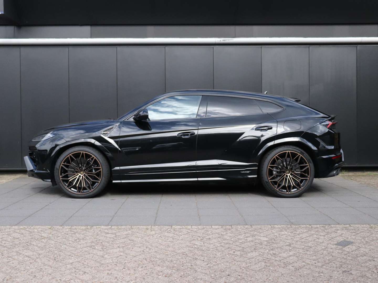 Lamborghini Urus HPEV - 2026 - Joinsteer - #1
