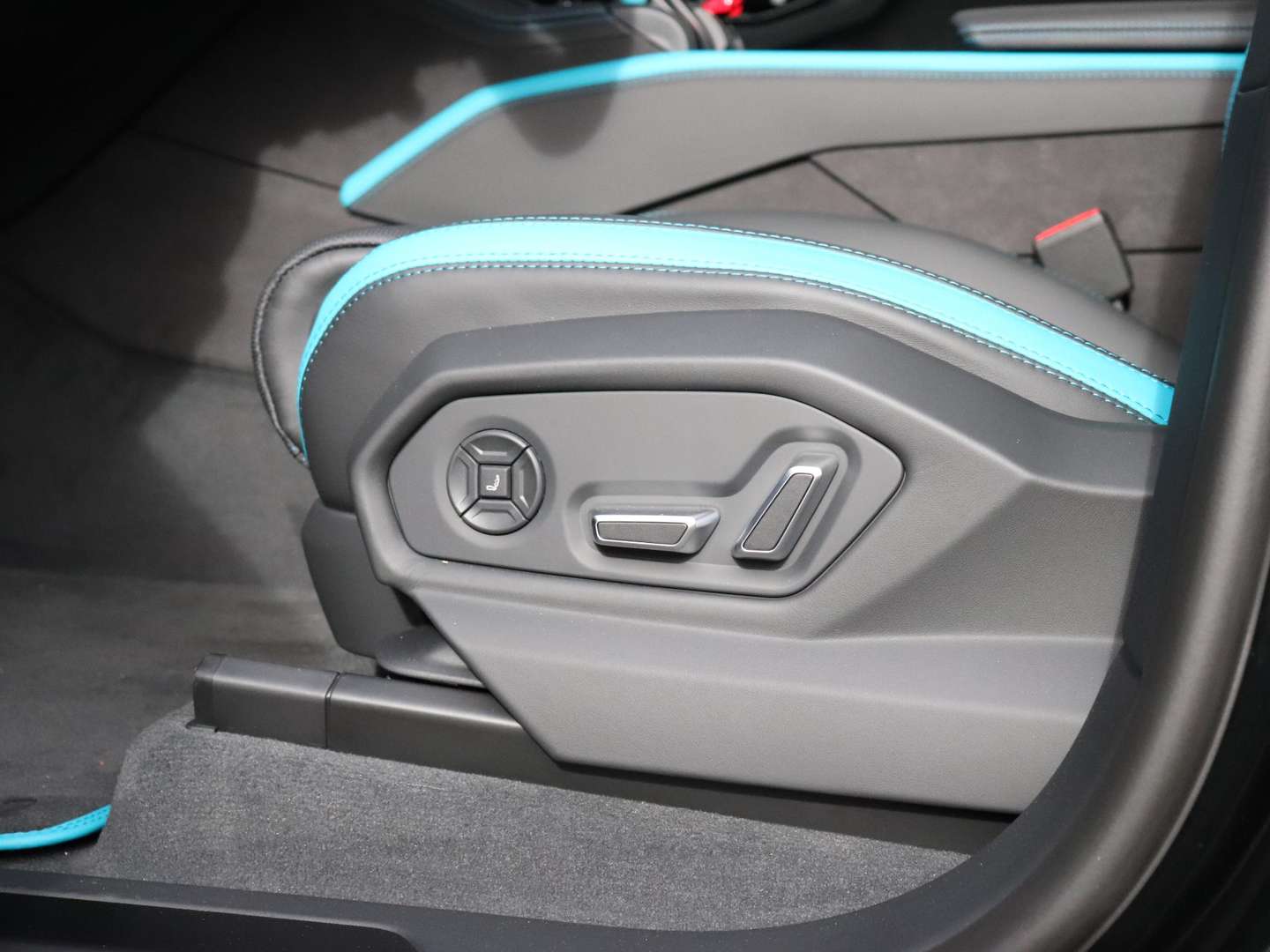 Lamborghini Urus HPEV - 2026 - Joinsteer - #13