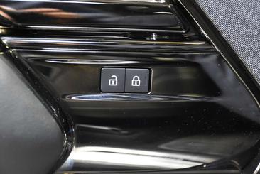 Land Rover Range Rover Sport Autobiography P510e — photo 28