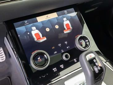 Land Rover Range Rover Evoque P300e R-Dynamic SE — photo 18