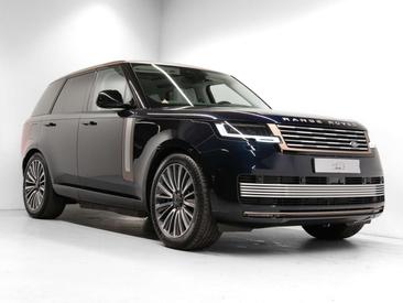 Land Rover Range Rover 3.0 P550e SV PHEV — photo 2