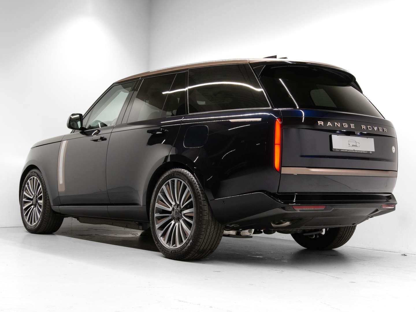 Land Rover Range Rover 3.0 P550e SV PHEV - 2026 - Joinsteer - #3