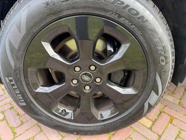 Land Rover Defender 110 P400e Aut. — photo 21