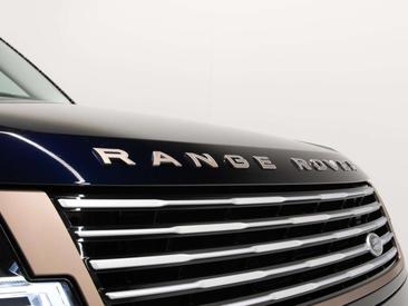 Land Rover Range Rover 3.0 P550e SV PHEV — photo 11