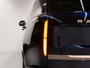 Land Rover Range Rover 3.0 P550e SV PHEV — photo 14