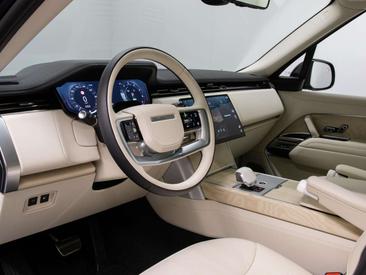 Land Rover Range Rover 3.0 P550e SV PHEV — photo 17