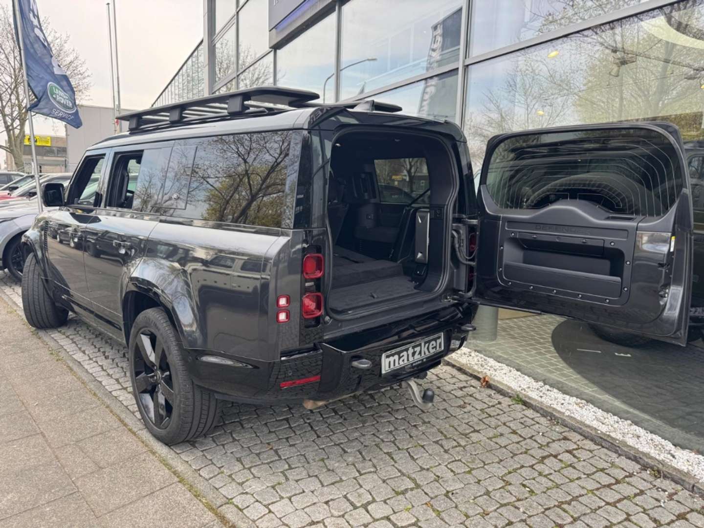 Land Rover Defender 130 X-Dynamic SE D300 - 2023 - Joinsteer - #9