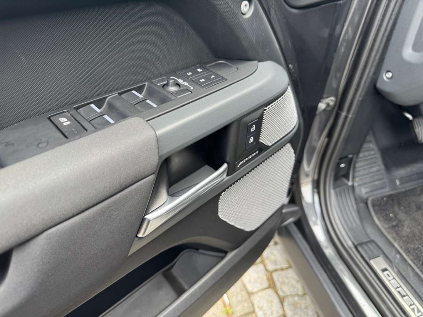 Land Rover Defender 130 X-Dynamic SE D300 - 2023 - Joinsteer - #14