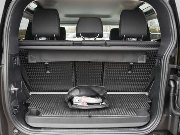 Land Rover Defender 90 D250 S 183 KW (Diesel) — photo 13