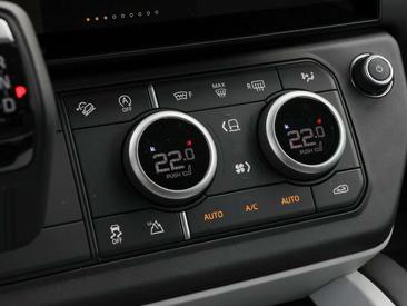 Land Rover Defender 90 D250 S 183 KW (Diesel) — photo 17