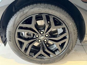 Land Rover Range Rover Evoque P300e R-Dyn HSE Black Pack Pano — photo 7