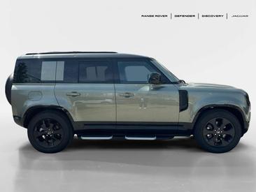 Land Rover Defender 110 D200 AWD Auto X-Dynamic SE Iva Esposta — photo 6