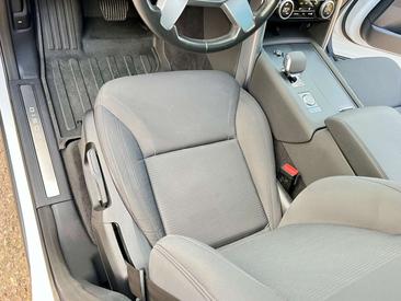 Land Rover Discovery 3.0 D I6 MHEV 250cv E6 Aut.8 AWD — photo 17