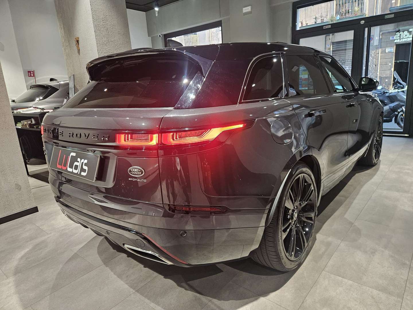 Land Rover Range Rover Velar R-Dynamic SE 4wd 3.0d I6 Mhev 300cv Auto - 2022 - Joinsteer - #4