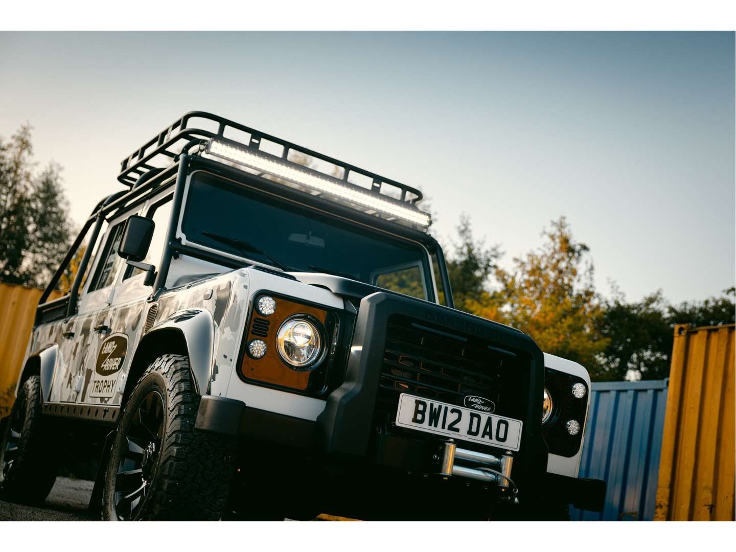 Land Rover Defender 110 TROPHY 2 Works V8 - 2026 - Joinsteer - #9