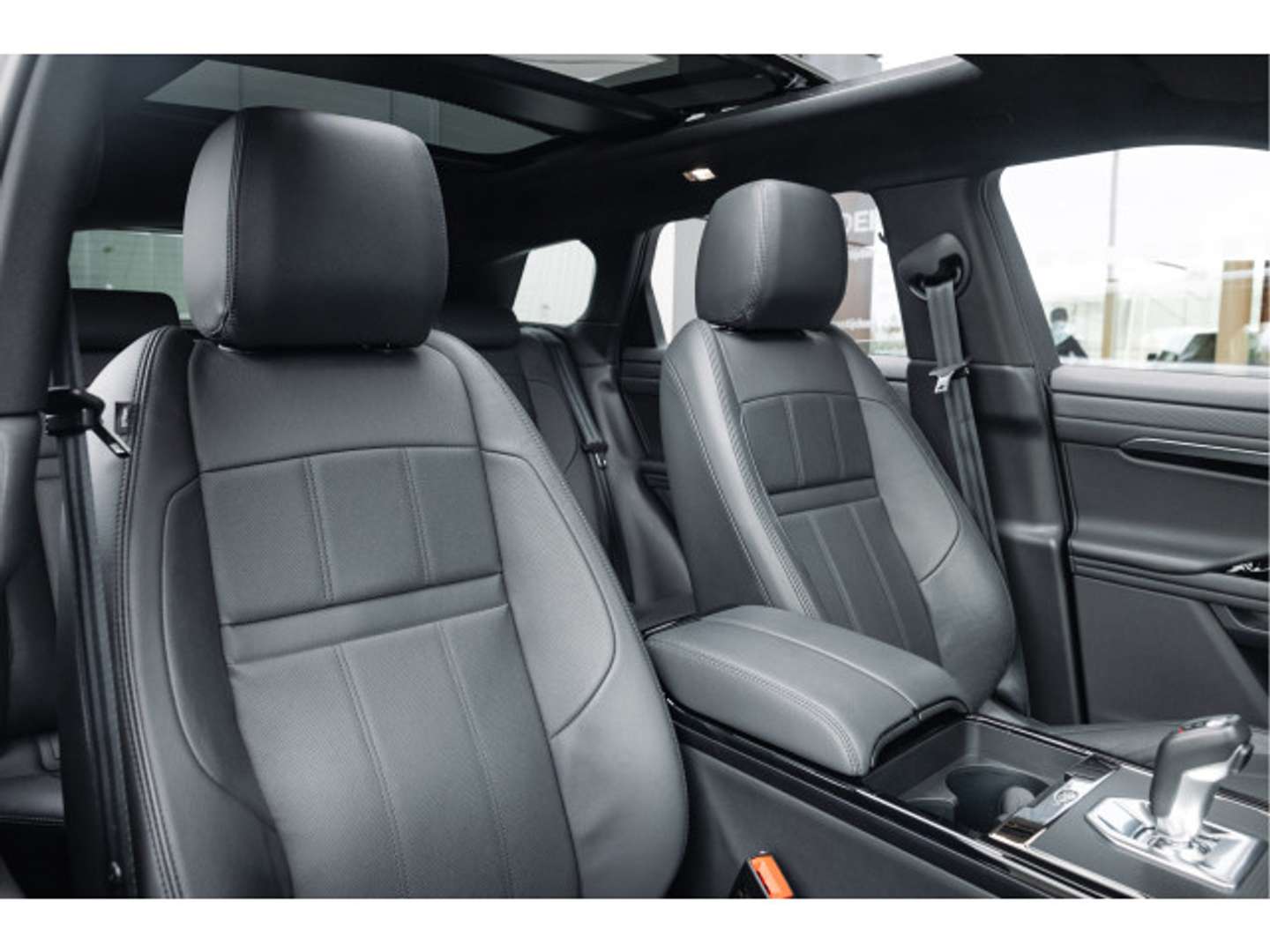 Land Rover Range Rover Evoque P300e AWD R-Dynamic S | Pano | Black Pack | 20 Inc - 2023 - Joinsteer - #10
