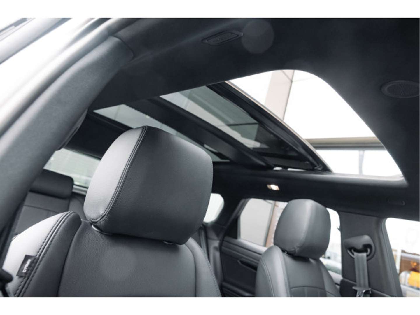 Land Rover Range Rover Evoque P300e AWD R-Dynamic S | Pano | Black Pack | 20 Inc - 2023 - Joinsteer - #11