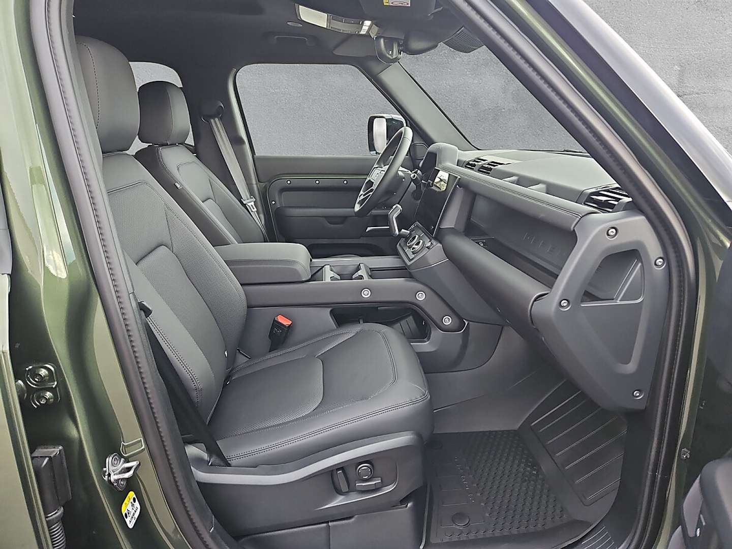 Land Rover Defender 110 P300e PHEV AWD X-Dynamic SE Aut. - 2025 - Joinsteer - #10