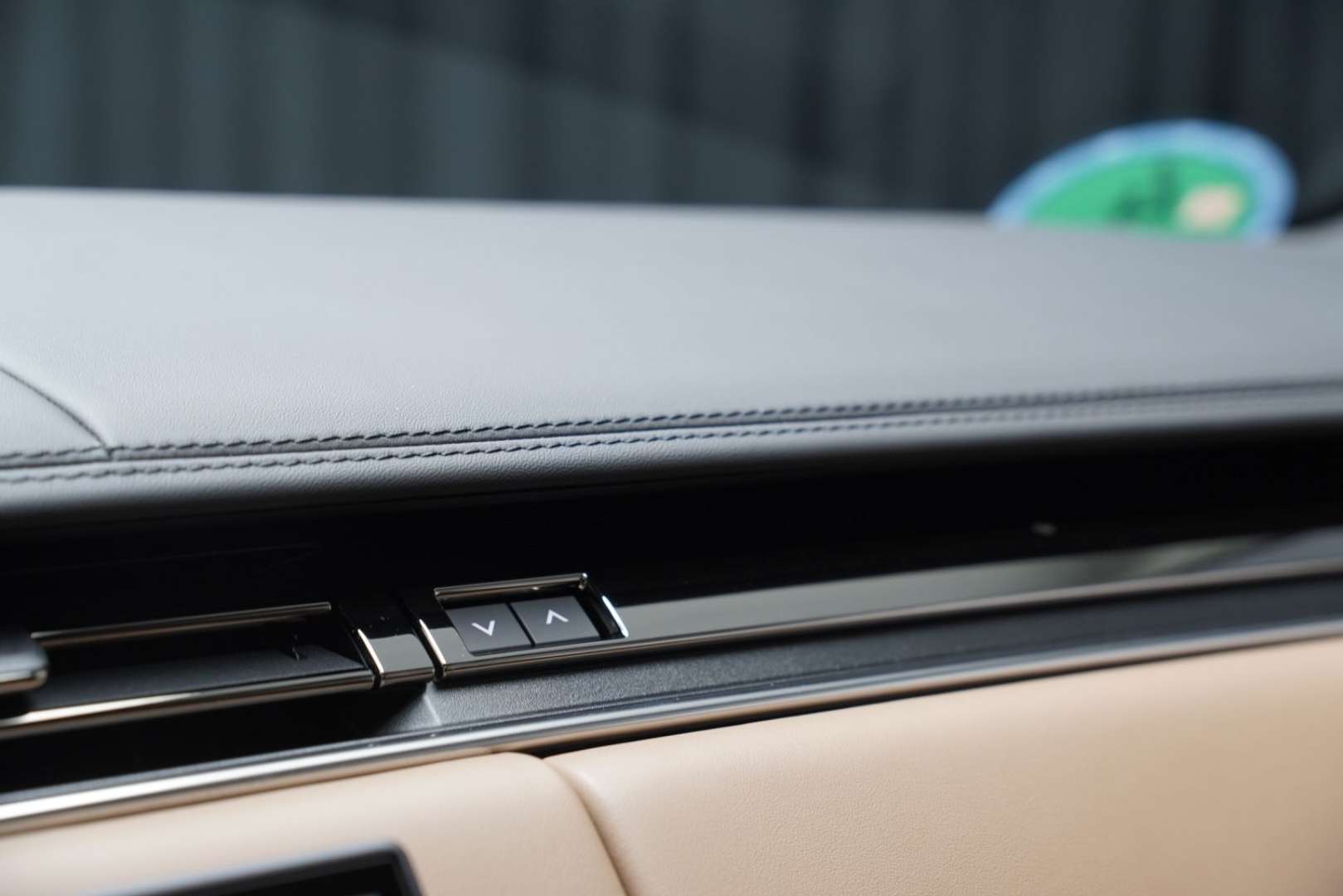 Land Rover Range Rover Autobiography D350 Shadow*Standheizug - 2024 - Joinsteer - #44