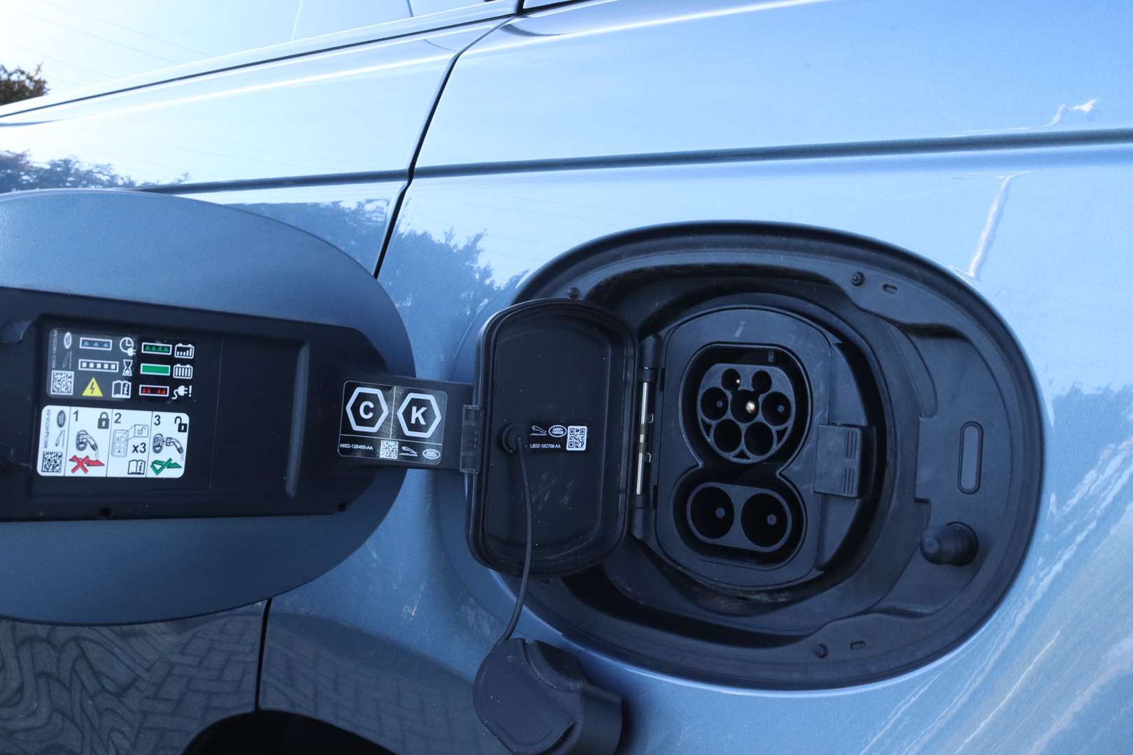 Land Rover Range Rover Velar 2.0 P400e Schuif/kantel Dak | Keyless - 2023 - Joinsteer - #13