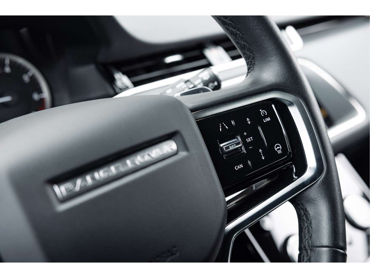 Land Rover Range Rover Evoque P300e AWD R-Dynamic S | Pano | Black Pack | 20 Inc - 2023 - Joinsteer - #27