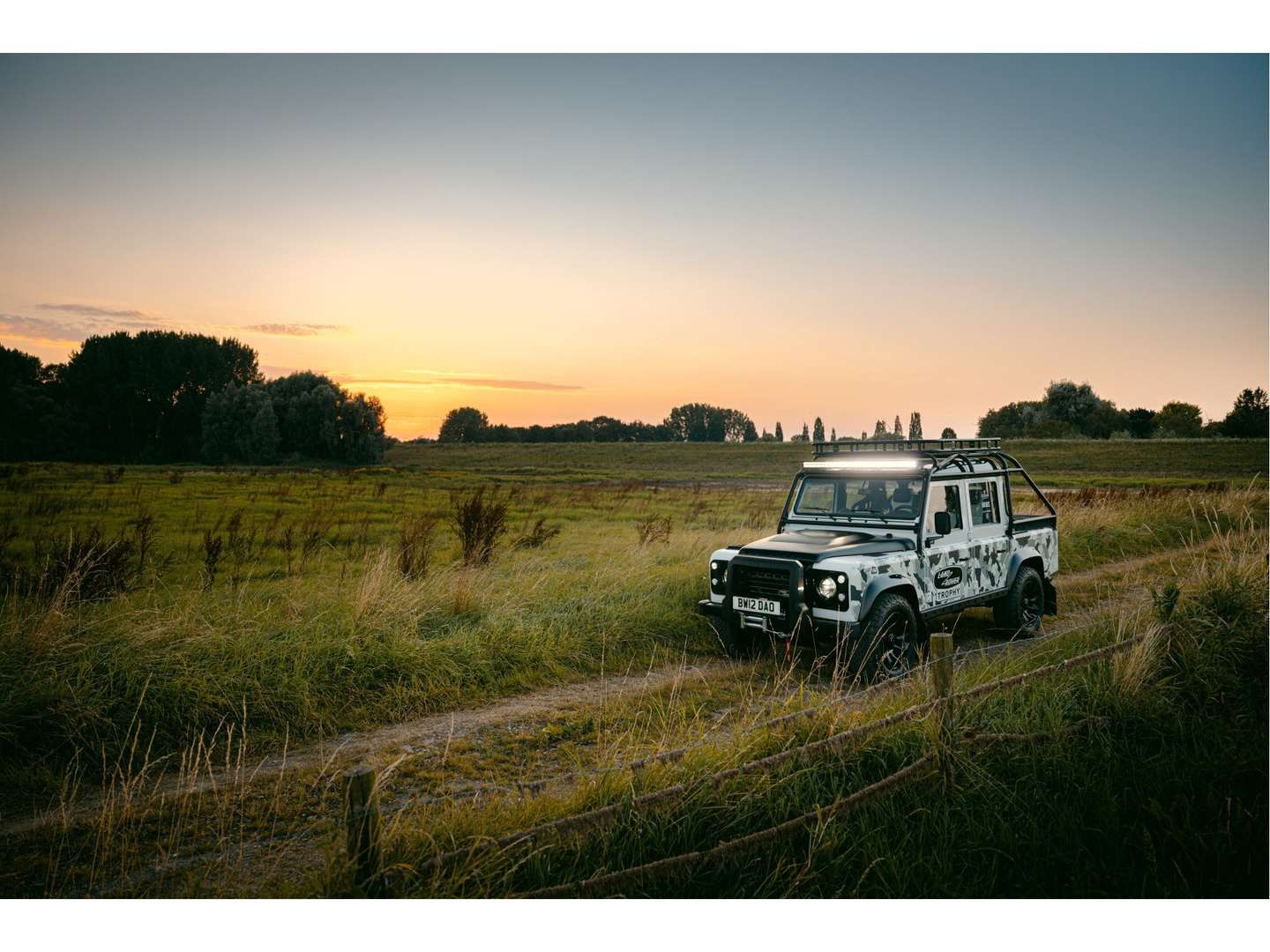 Land Rover Defender 110 TROPHY 2 Works V8 - 2026 - Joinsteer - #30