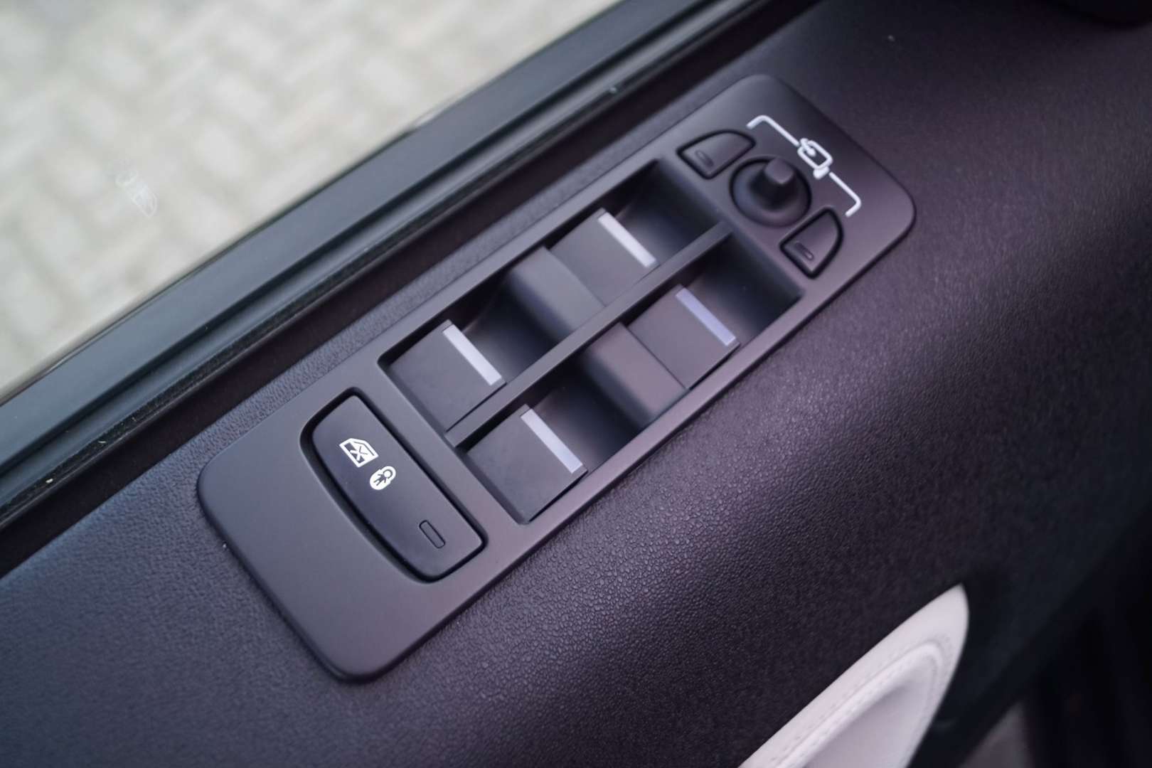 Land Rover Discovery Sport R-Dynamic HSE P300e 1.5 - 2023 - Joinsteer - #39